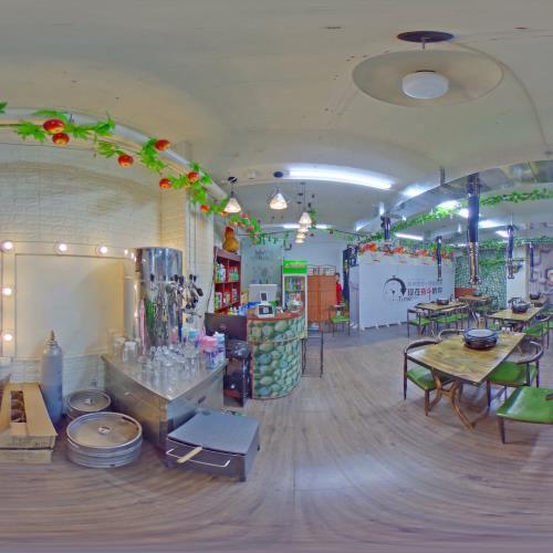 极极烧烤店